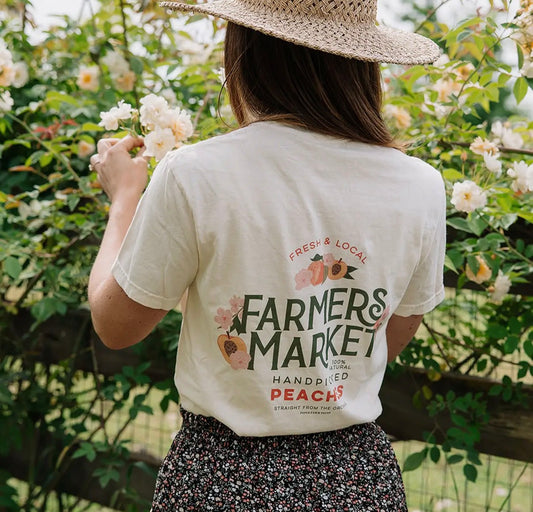 Farmers Market Peaches Tee